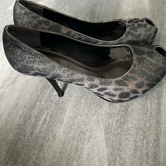 Pale Pink & Grey Glitter Cheetah High Heels peep toe size 7.5 - Picture 10 of 12